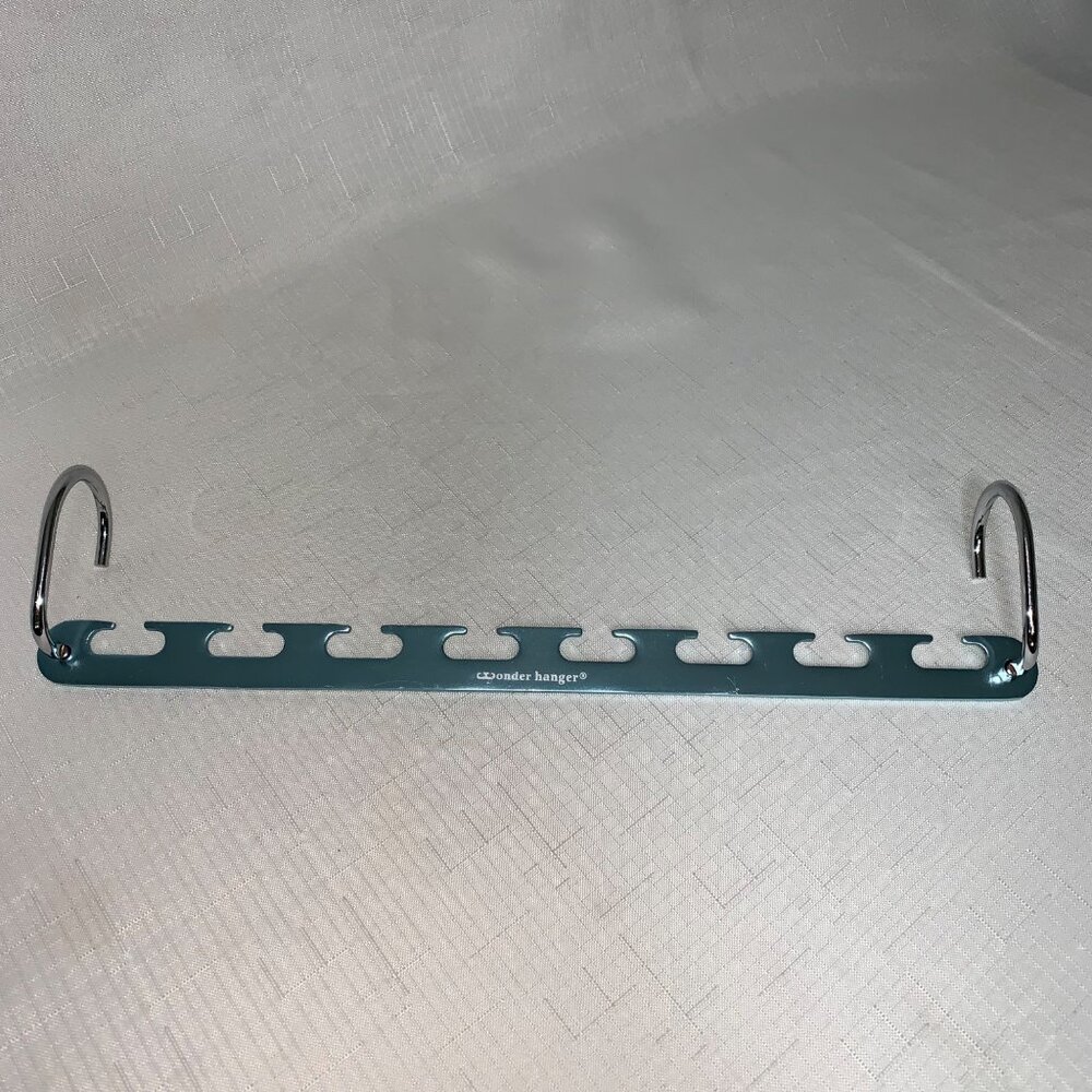 Wonder Hanger Space-Saving Closet Organizer With 8 Hooks For Garments